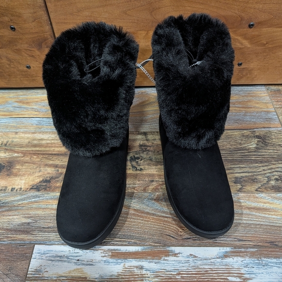 NWT GBG Los Angeles Aleya faux-fur lined ankle boots Black Size 9 - Picture 2 of 5